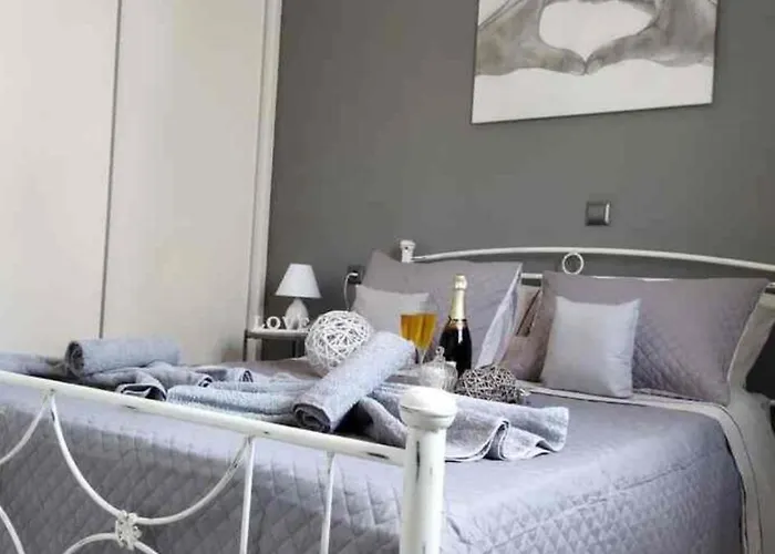 Grey Sense Luxury Apartment